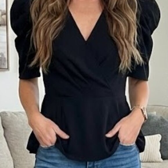 NWOT Puff Sleeve Blouse - Picture 3 of 4
